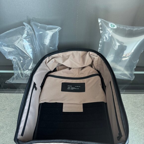 GRAMS(28) 152 Transit Backpack - Picture 8 of 13